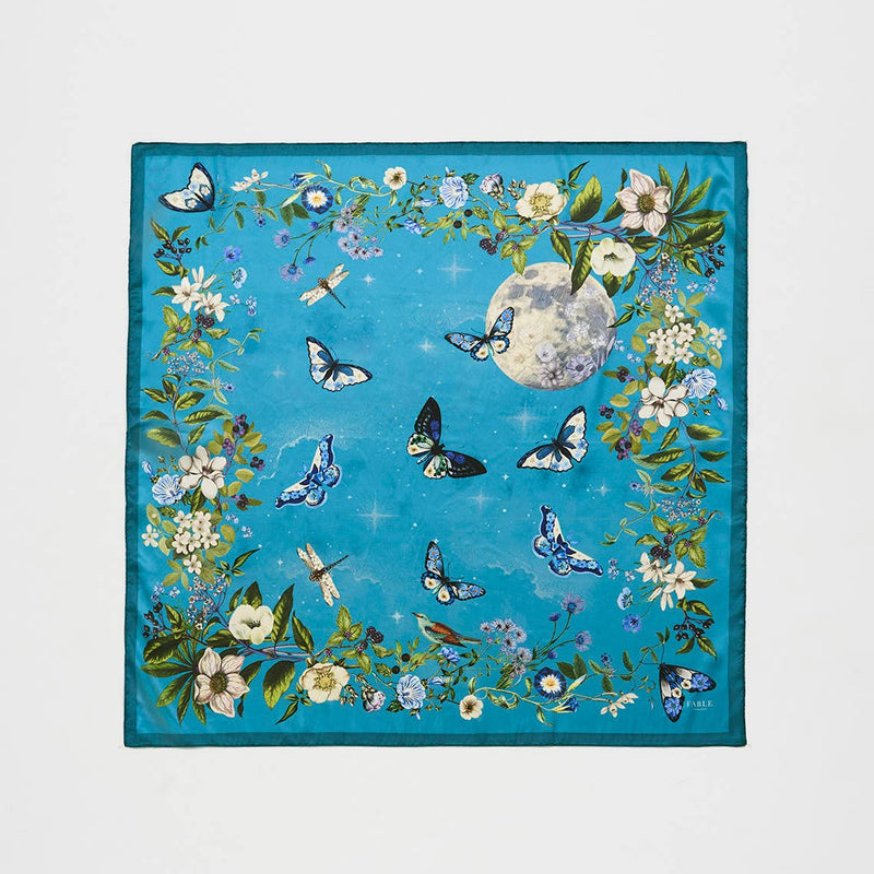 Foulard carré Midnight Garden Fable England 90 x 90 cm, papillons, fleurs et lune sur bleu sarcelle