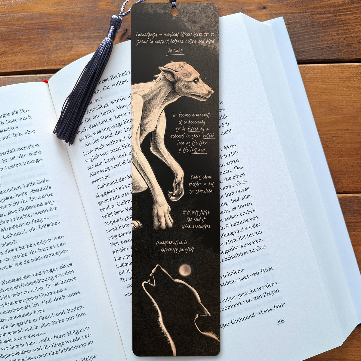 Marque-page créatures fantastiques n°2 recto verso à pompon gris, inspiré des anciens bestiaires