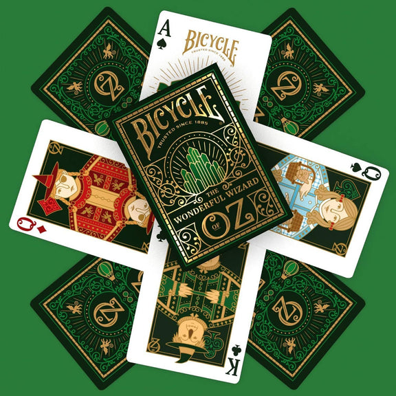 Jeu de cartes Bicycle Le Magicien d'Oz, étui vert Cité d'Émeraude aux détails dorés