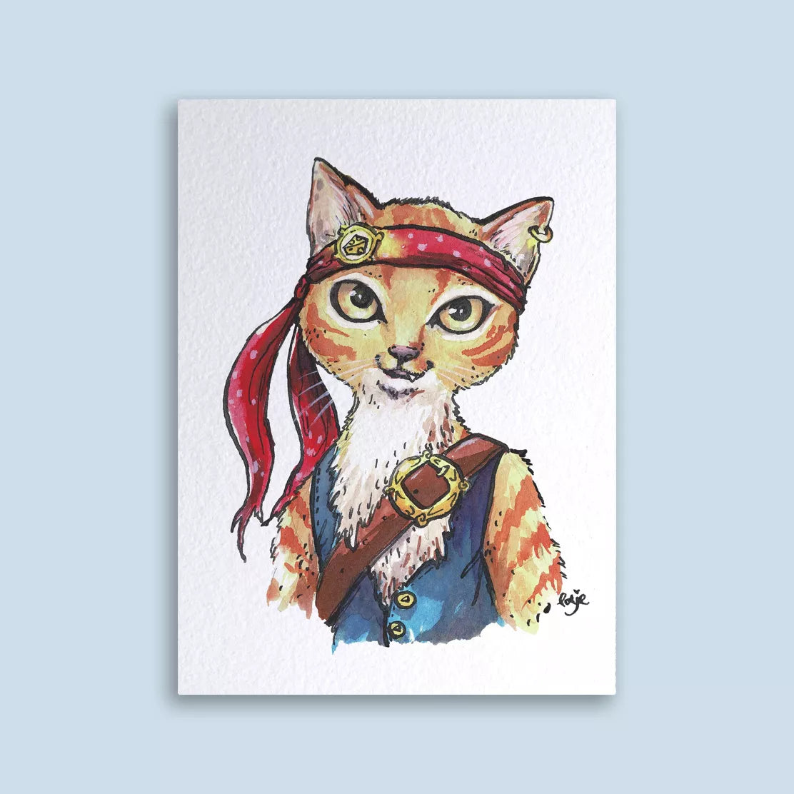 Carte postale illustrée, chat pirate au bandeau rouge, boucles dorées et gilet de corsaire