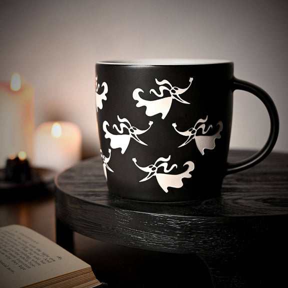 Mug en céramique noire Zero le chien fantôme, L'Étrange Noël de Monsieur Jack, Disney