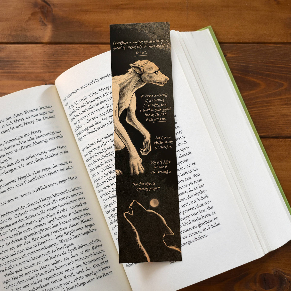 Marque-page créatures fantastiques n°2 recto verso à pompon gris, inspiré des anciens bestiaires