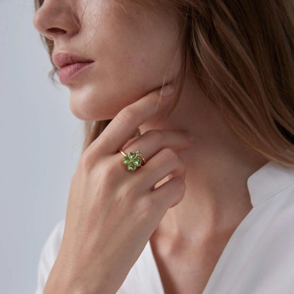 Bague trèfle anti-stress ajustable avec trèfle vert à quatre feuilles en forme de cœur