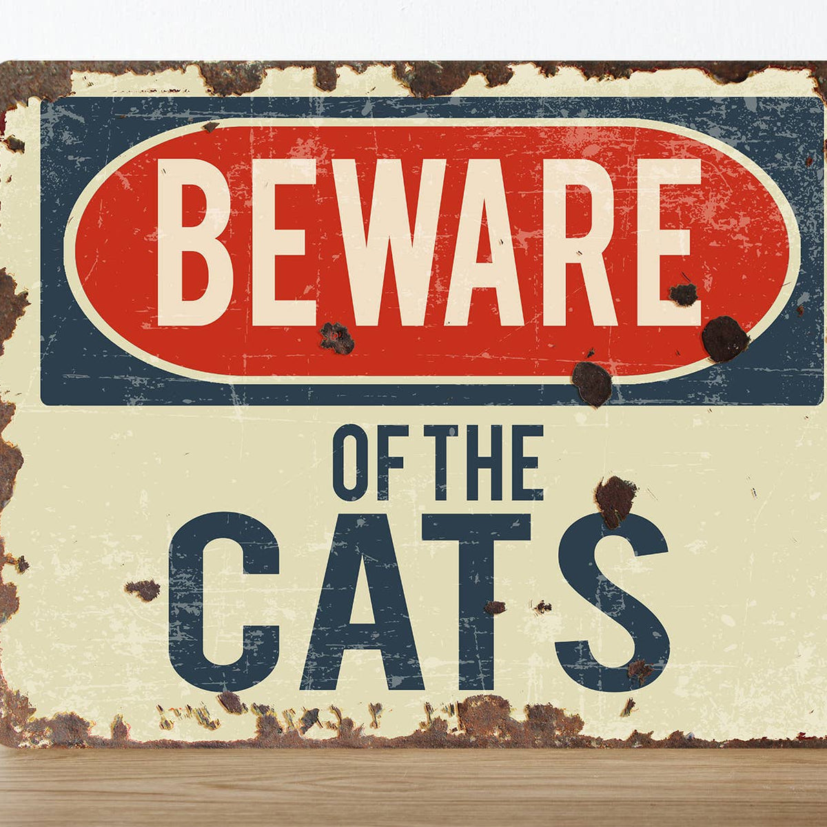Plaque métal vintage Attention aux chats, aspect vieilli et patiné
