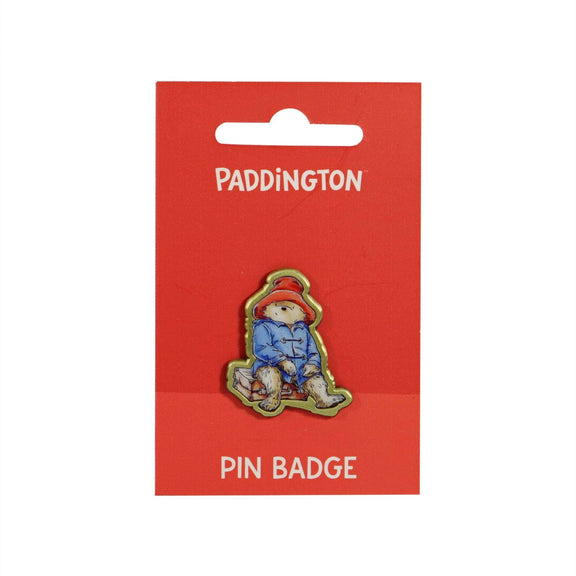 Pin's Paddington, l'ourson assis avec sa valise, 3 cm