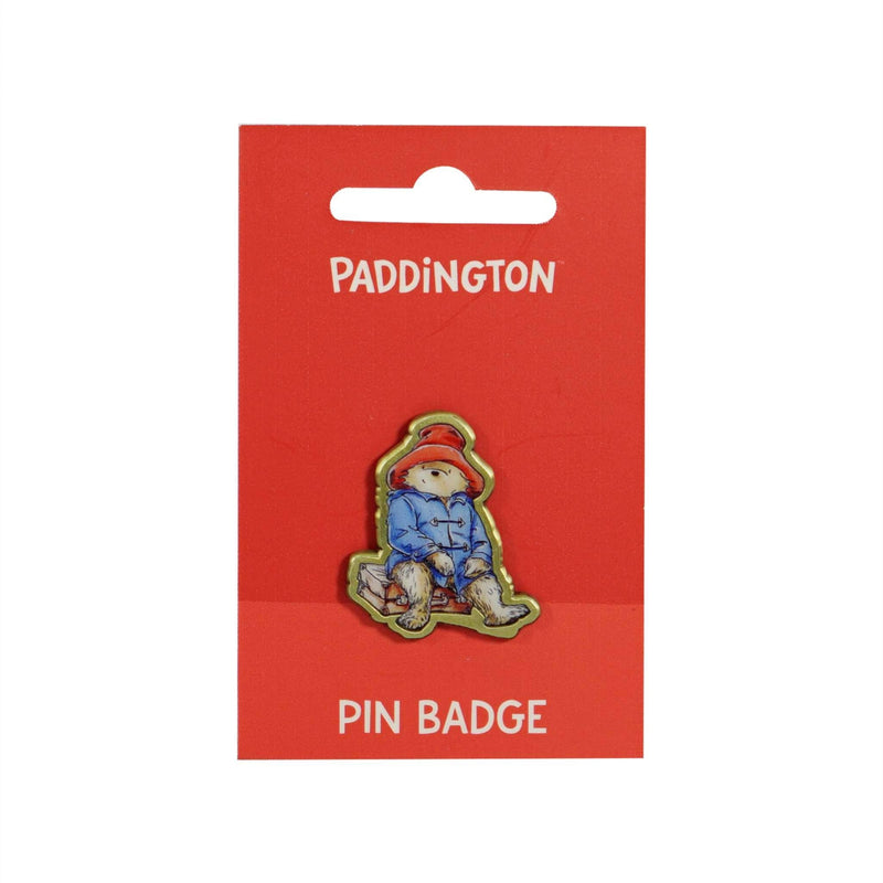 Pin's Paddington, l'ourson assis avec sa valise, 3 cm