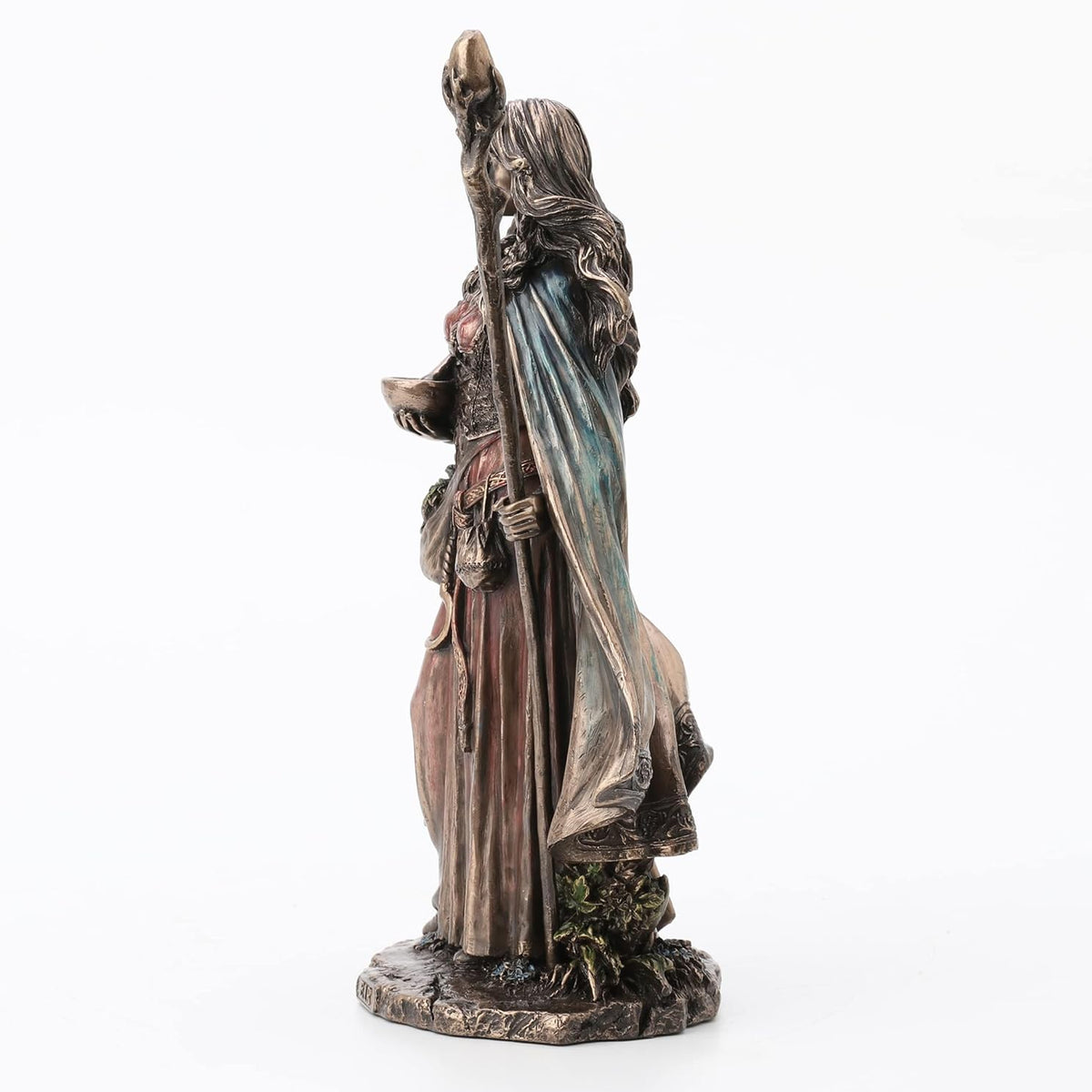 Statue Valkyrie Eir Veronese Design, déesse nordique debout en robe longue sculptée