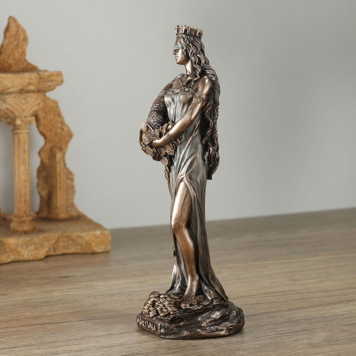 Figurine déesse Fortuna Veronese Design 15 cm, yeux bandés et corne d'abondance