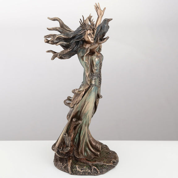 Statuette fée Morgane Veronese Design 25 cm, enchanteresse arthurienne en mouvement