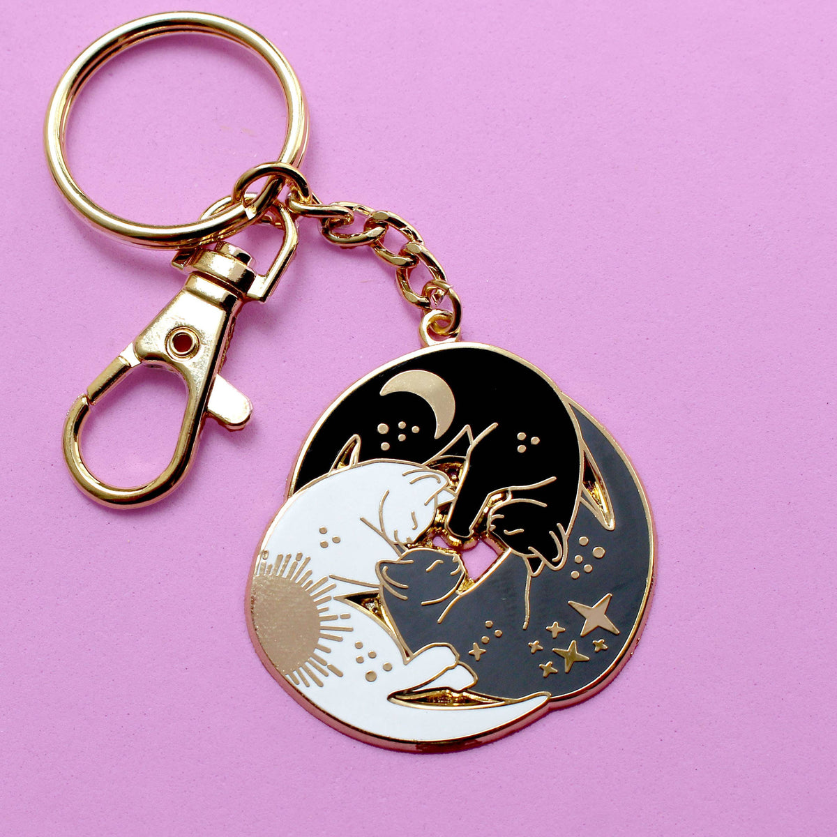 Porte-clés émail doré Glitter Punk 40 mm, trio de chats endormis soleil, lune et étoiles