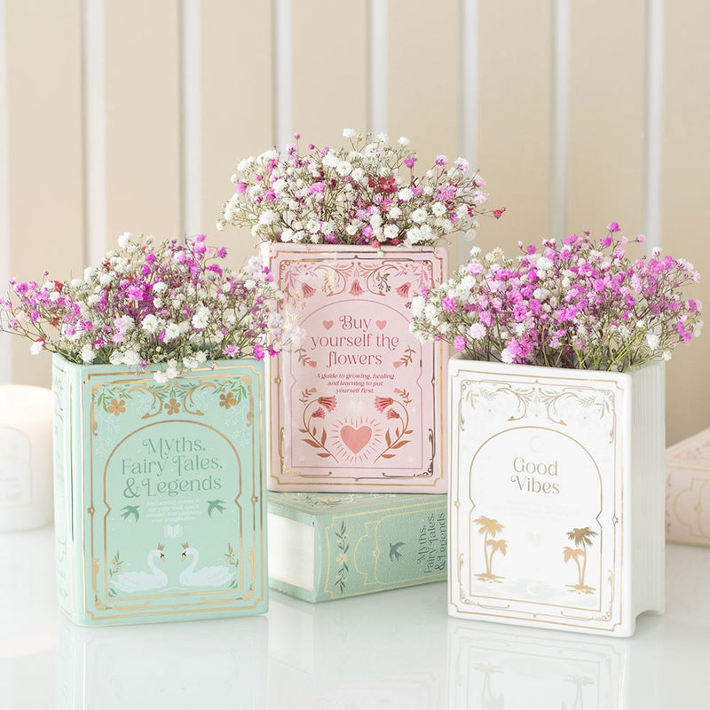 Vase en céramique en forme de livre vert pastel Myths, Fairy Tales & Legends, The Book Club