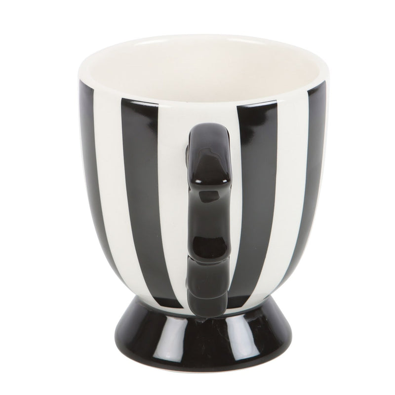 Tasse en céramique rayée noir et blanc avec anse en forme d'aile de chauve-souris, Halloween