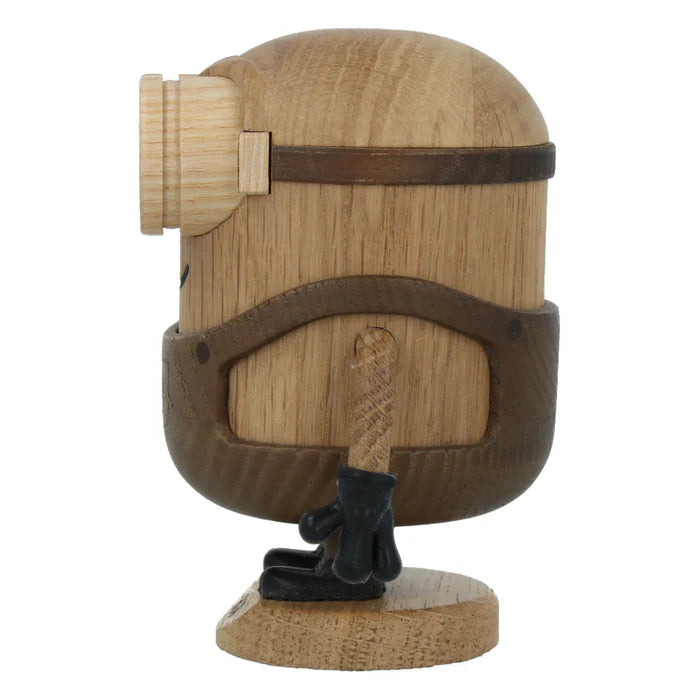 Figurine Bob des Minions petit modèle en chêne blanc et chêne fumé, design Boyhood