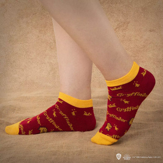 Lot de 3 paires de chaussettes Harry Potter Gryffondor rouge et or avec lion et écusson