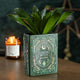 Vase en céramique en forme de livre grimoire Green Witch Book of Spells, vert mystique illustré