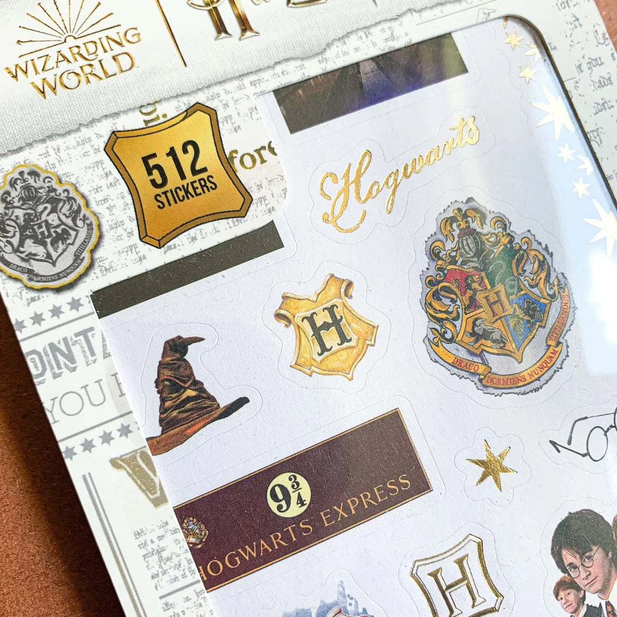 Carnet collector de 512 stickers Harry Potter, armoiries de Poudlard, personnages et objets magiques