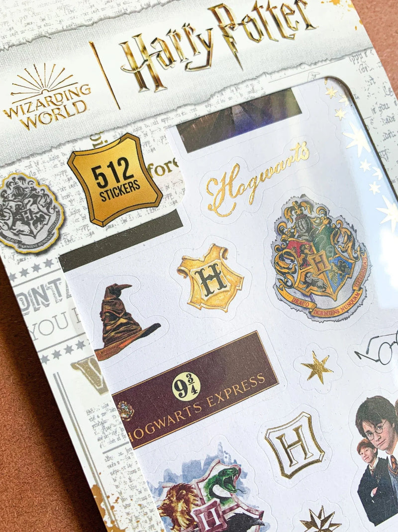 Carnet collector de 512 stickers Harry Potter, armoiries de Poudlard, personnages et objets magiques