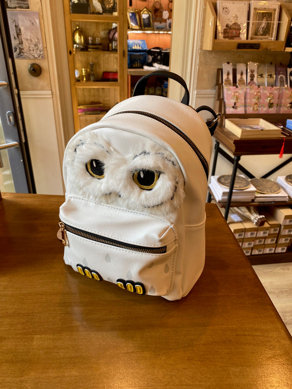 Mini sac à dos Harry Potter Hedwige effet peluche avec yeux brodés en relief