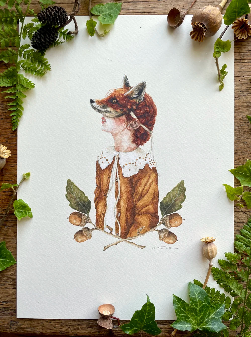 Illustration Georgiou Draws, jeune fille de profil au masque de renard et cardigan rouille