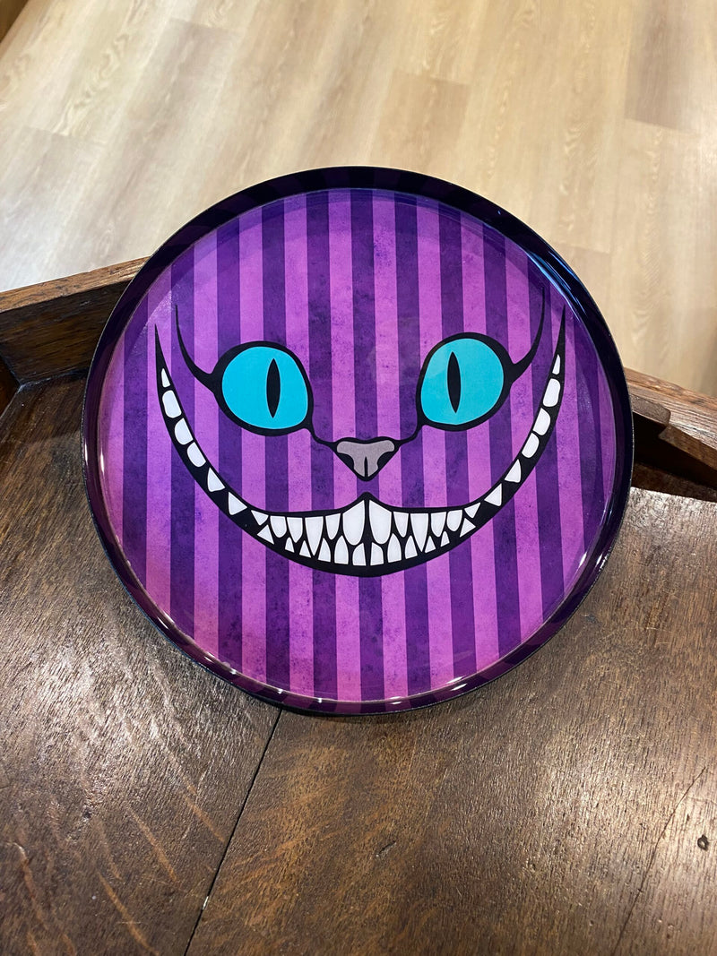 Plateau rond en métal violet rayé 20 cm avec le Chat du Cheshire, Alice au Pays des Merveilles