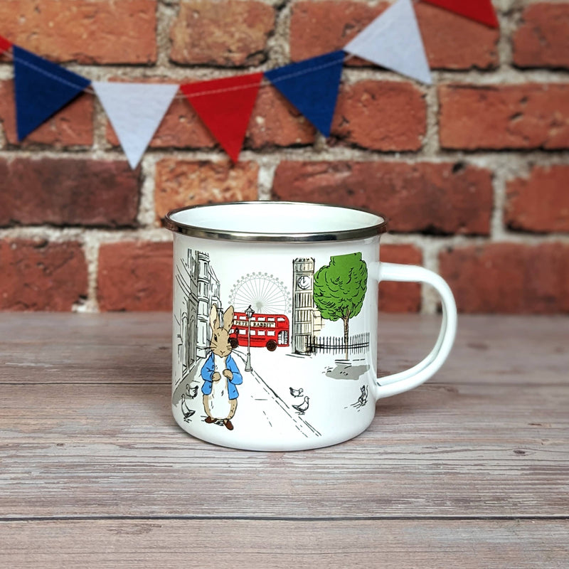 Mug en émail Peter Rabbit Out and About in London avec bus rouges, Big Ben et grande roue