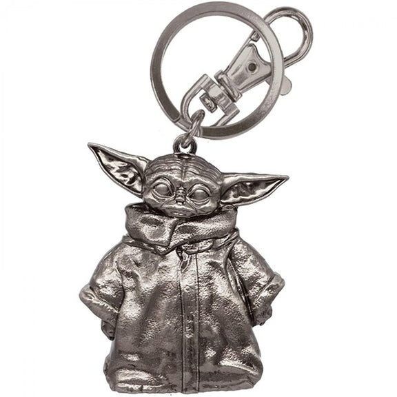 Porte-clé en métal Star Wars The Mandalorian représentant Grogu dans sa robe, bras croisés