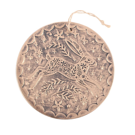 Plaque murale lièvre en terre cuite effet bronze vieilli 20 cm, décor fleurs, étoiles et lunes