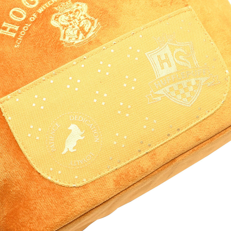 Sac à lunch isotherme Harry Potter Poufsouffle en velours jaune avec écusson de la maison texturé