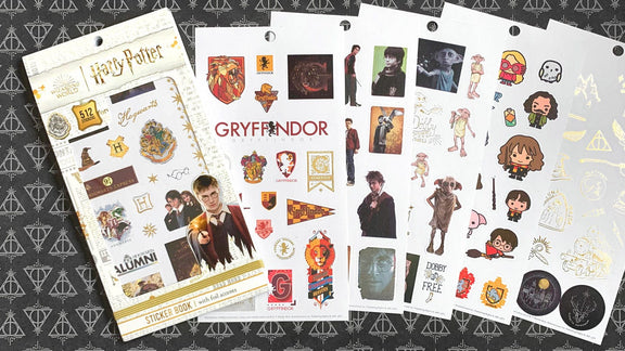 Carnet collector de 512 stickers Harry Potter, armoiries de Poudlard, personnages et objets magiques