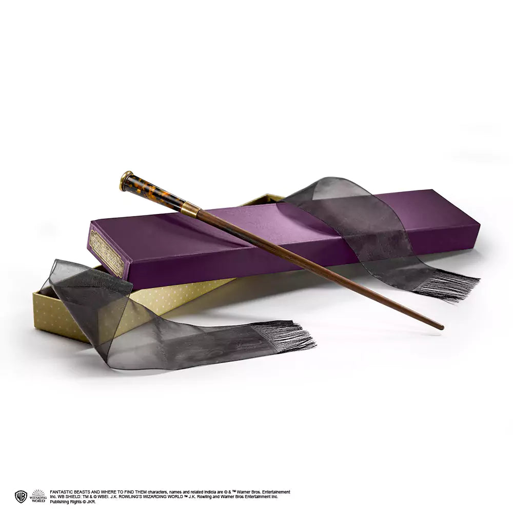 Baguette de Thésée Dragonneau au manche effet écaille, réplique dans son coffret Ollivander