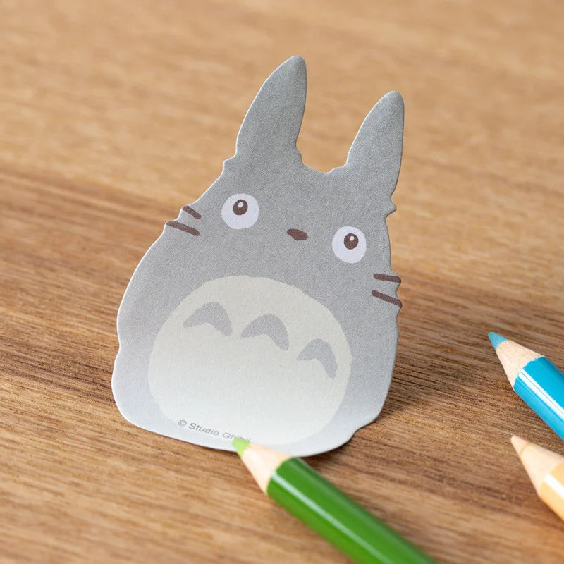 Set de trois blocs mémo Totoro gris, bleu et blanc dans des pots de feuilles, Studio Ghibli
