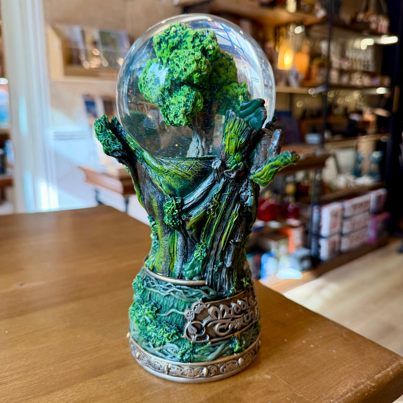Boule à neige Sylvebarbe Le Seigneur des Anneaux, base en résine sculptée en forme d'Ent, 22,5 cm