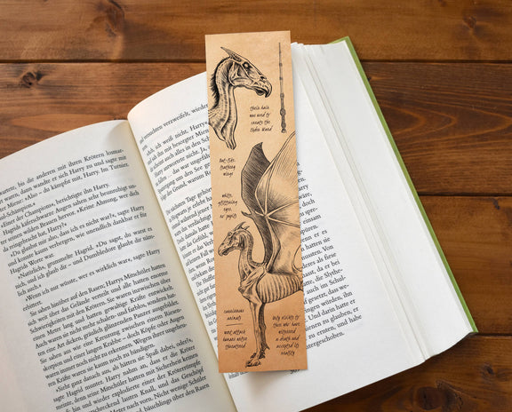 Marque-page créatures fantastiques n°2 recto verso à pompon gris, inspiré des anciens bestiaires