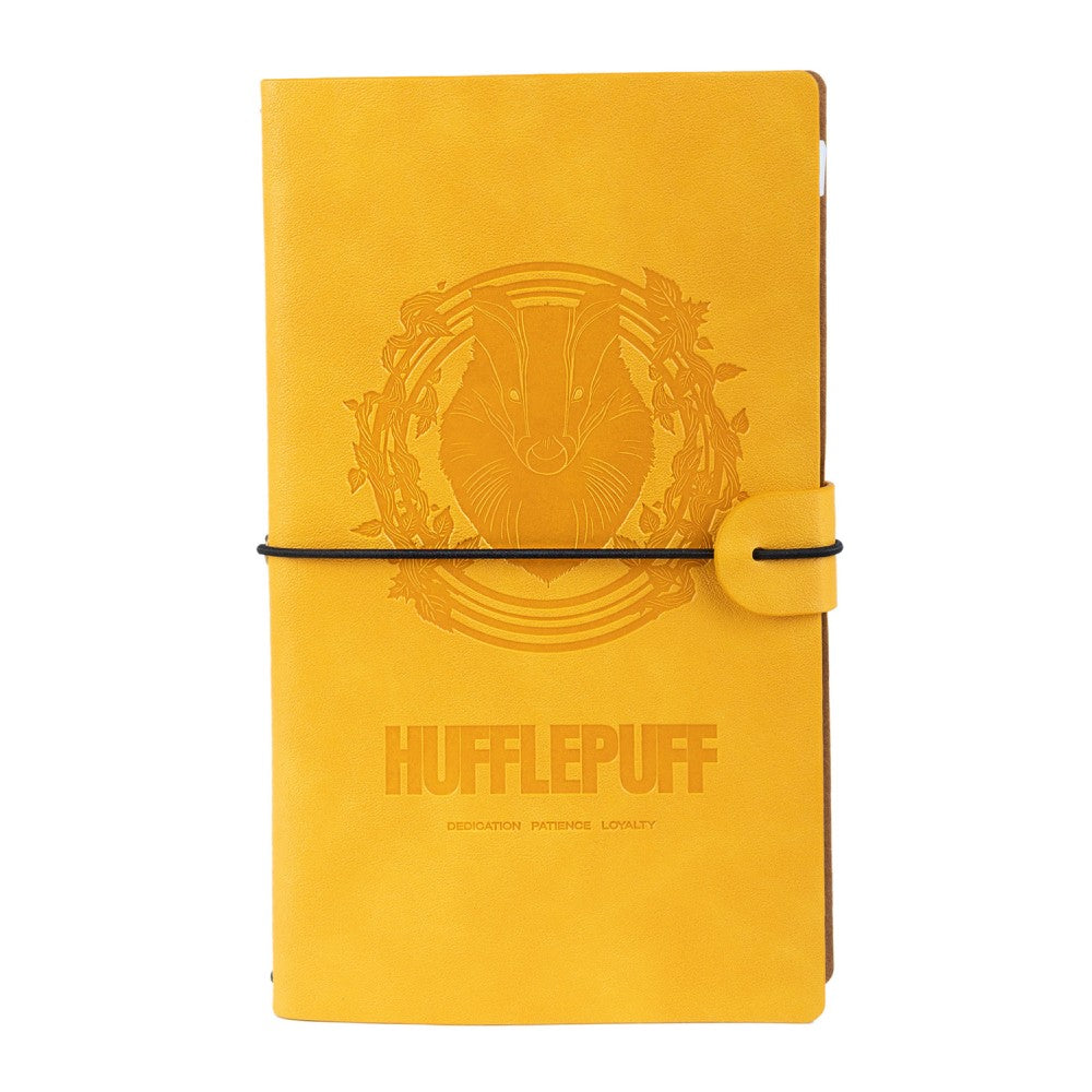 Carnet de voyage Harry Potter Poufsouffle, couverture jaune avec blason du blaireau