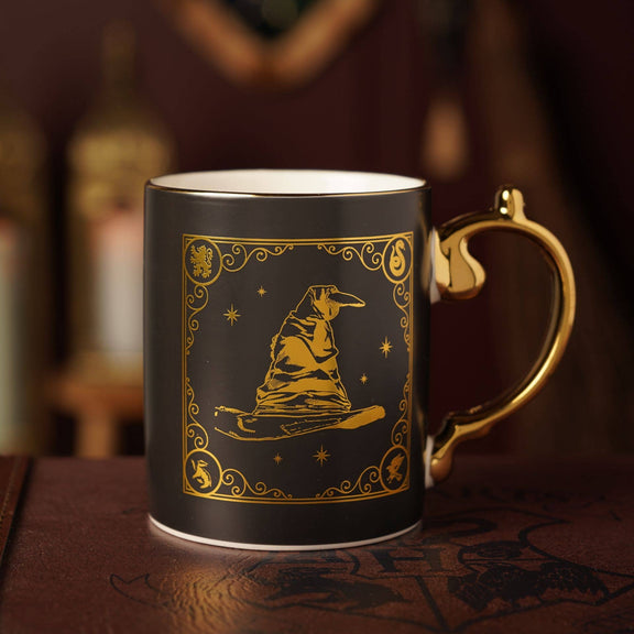 Mug en céramique Harry Potter Choixpeau magique noir à motifs dorés, collection Warner Bros