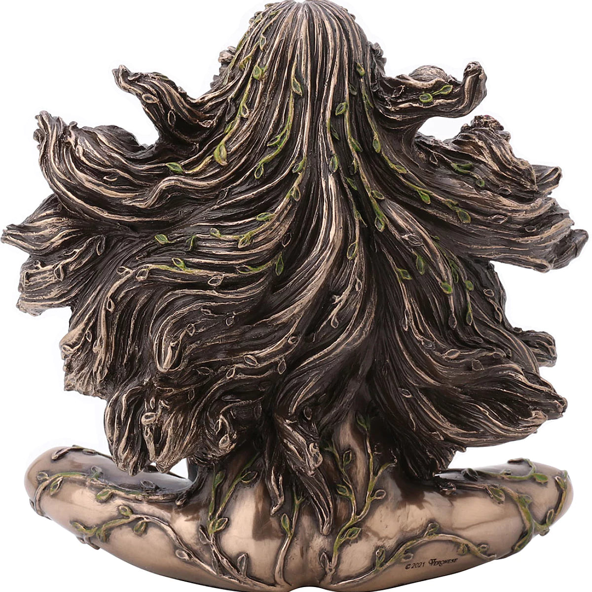 Statuette Gaia Veronese Design effet bronze, déesse assise enlaçant la Terre avec papillons et fleurs