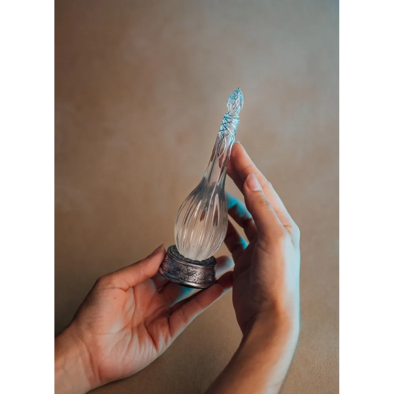 Lampe Eärendil, fiole de lumière de Galadriel du Seigneur des Anneaux, allumée