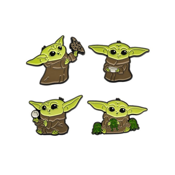 Pack de 4 pin's Star Wars Grogu The Mandalorian dans quatre attitudes différentes