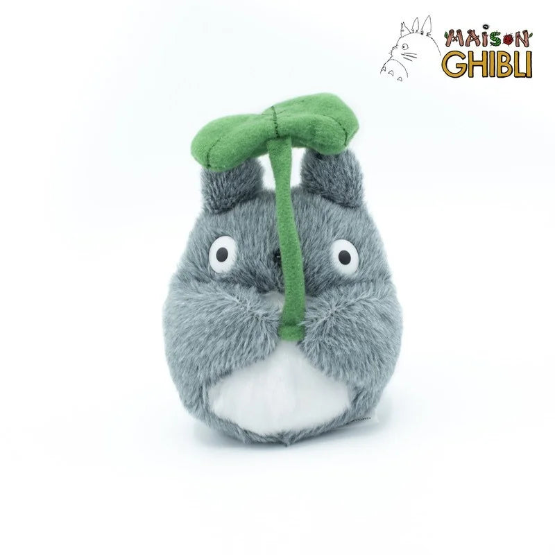 Peluche officielle Totoro tenant sa feuille verte, 13 cm, Mon Voisin Totoro Studio Ghibli