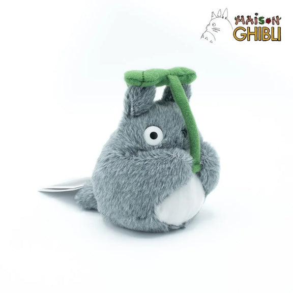 Peluche officielle Totoro tenant sa feuille verte, 13 cm, Mon Voisin Totoro Studio Ghibli