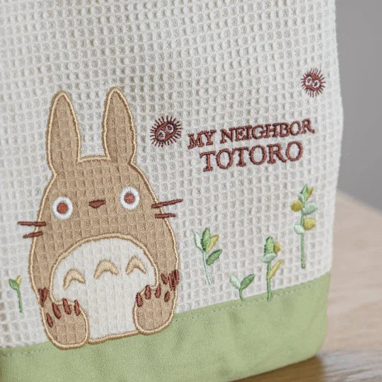 Petit sac à main gaufré Totoro Studio Ghibli 22 cm avec broderie de fleurs et noireaudes