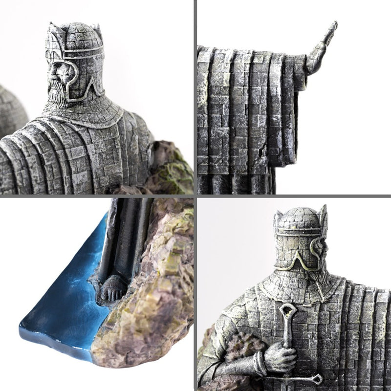 Serre-livres Argonath, statues des rois du Seigneur des Anneaux encadrant des livres