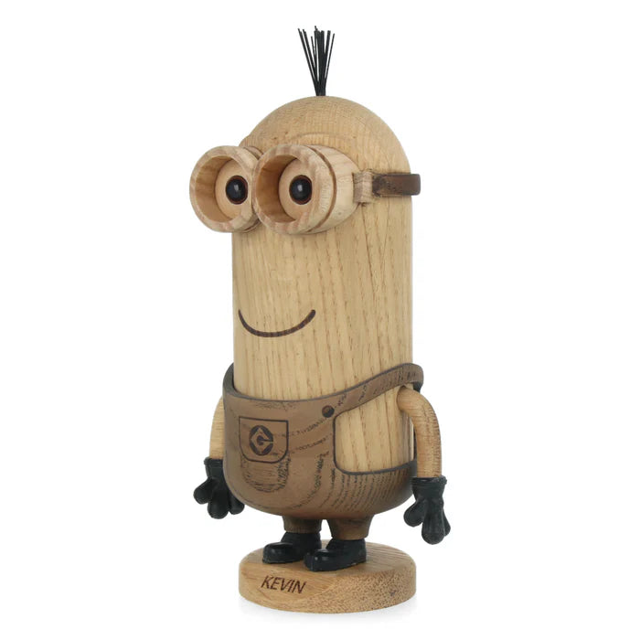Figurine Kevin des Minions petit modèle en chêne blanc et chêne fumé, design Boyhood